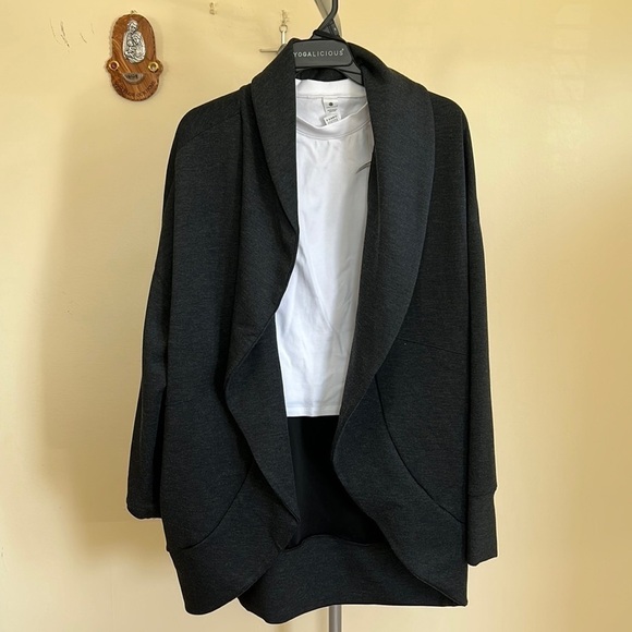 Yogalicious Tops - Yoga two-piece set